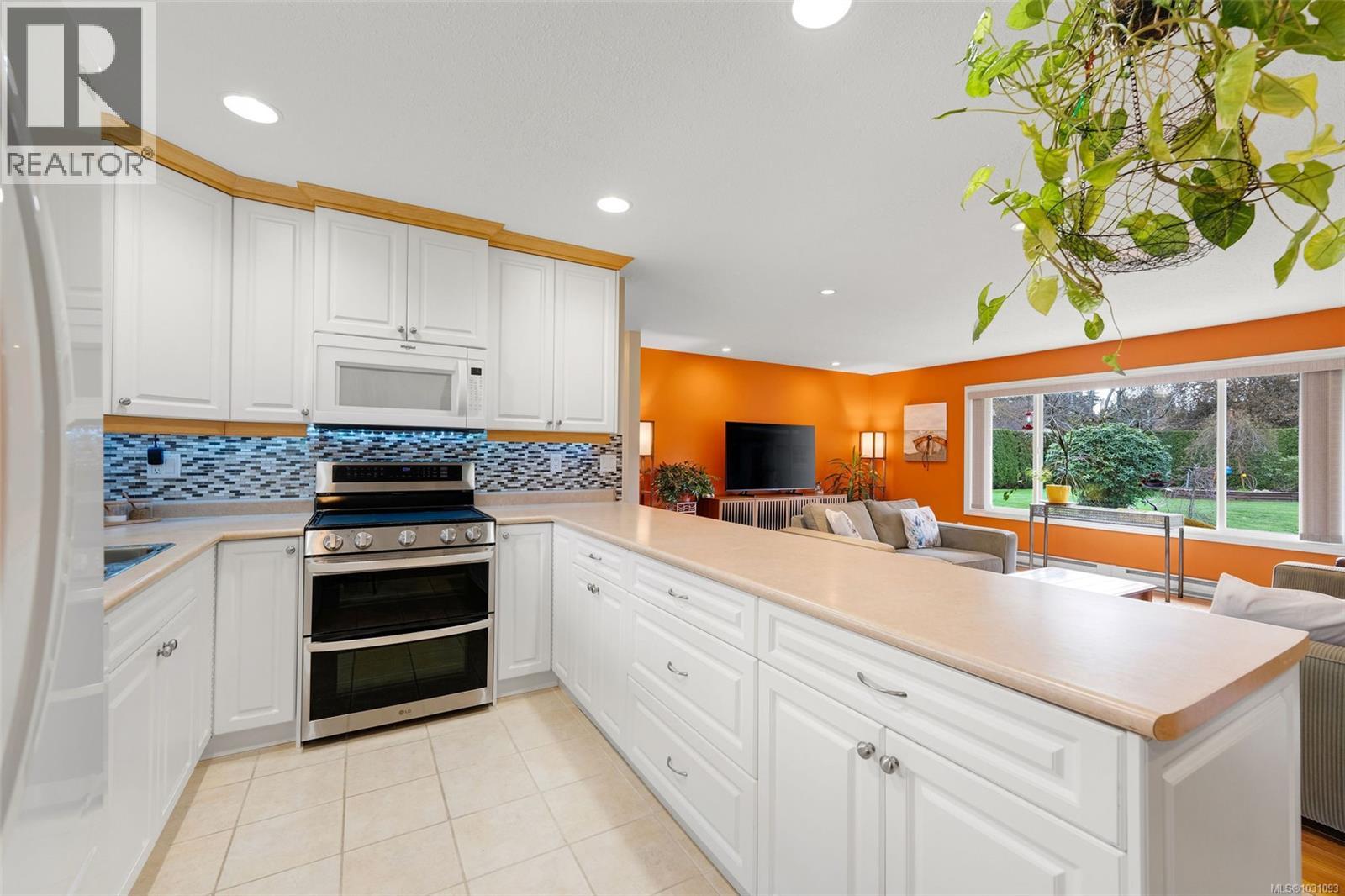 1298 Sunrise Dr, Parksville