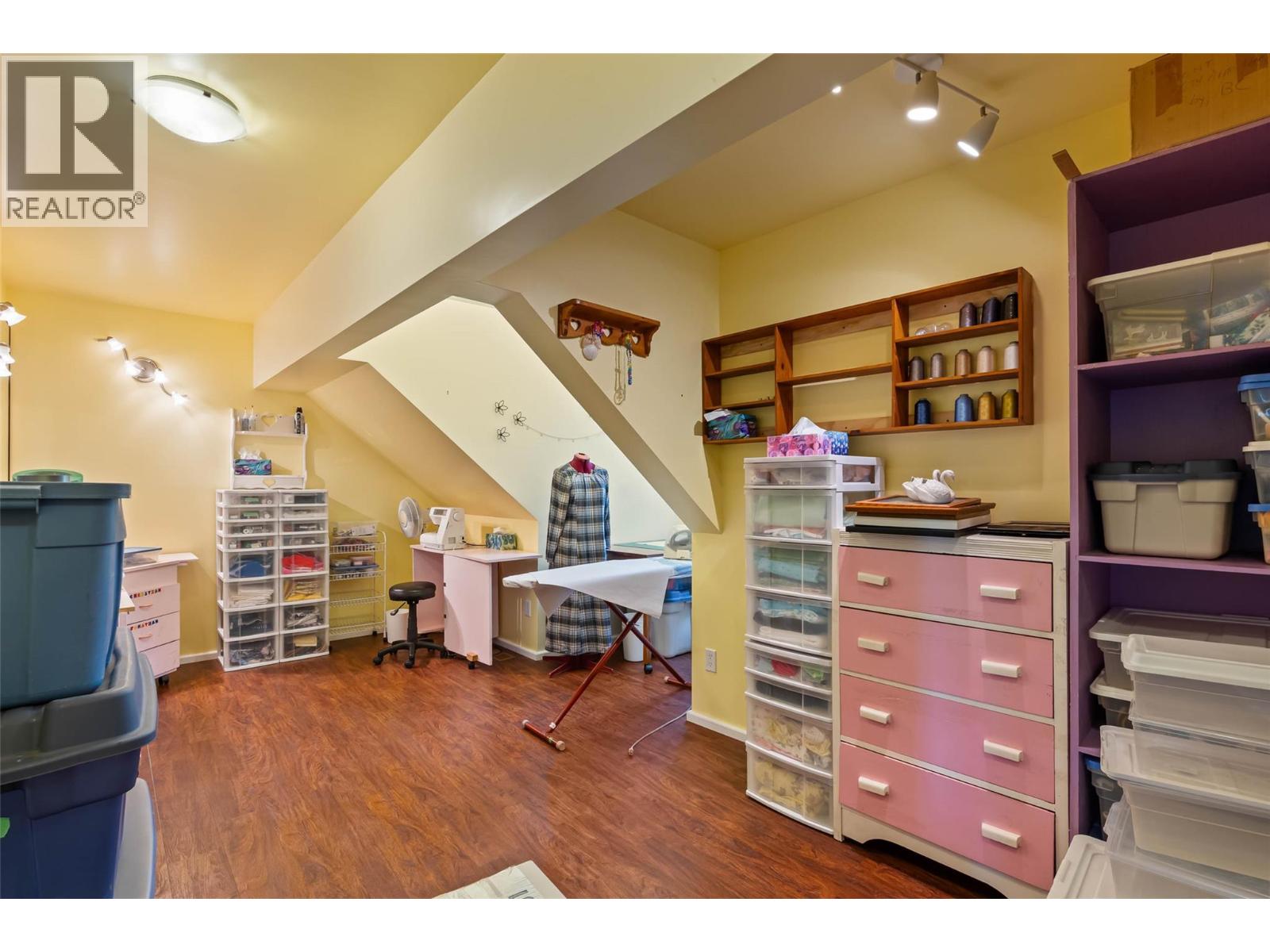 10325 FINLAY ROAD - 40