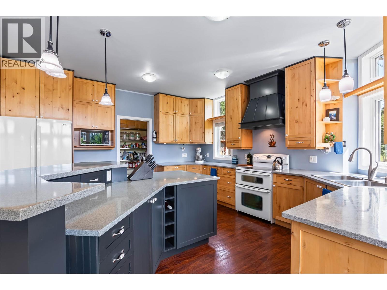 10325 FINLAY ROAD - 15