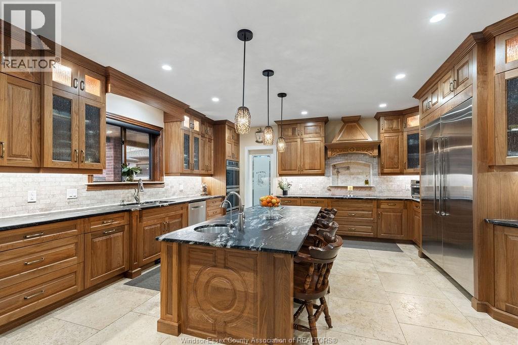 3740 DONATO DRIVE - 11