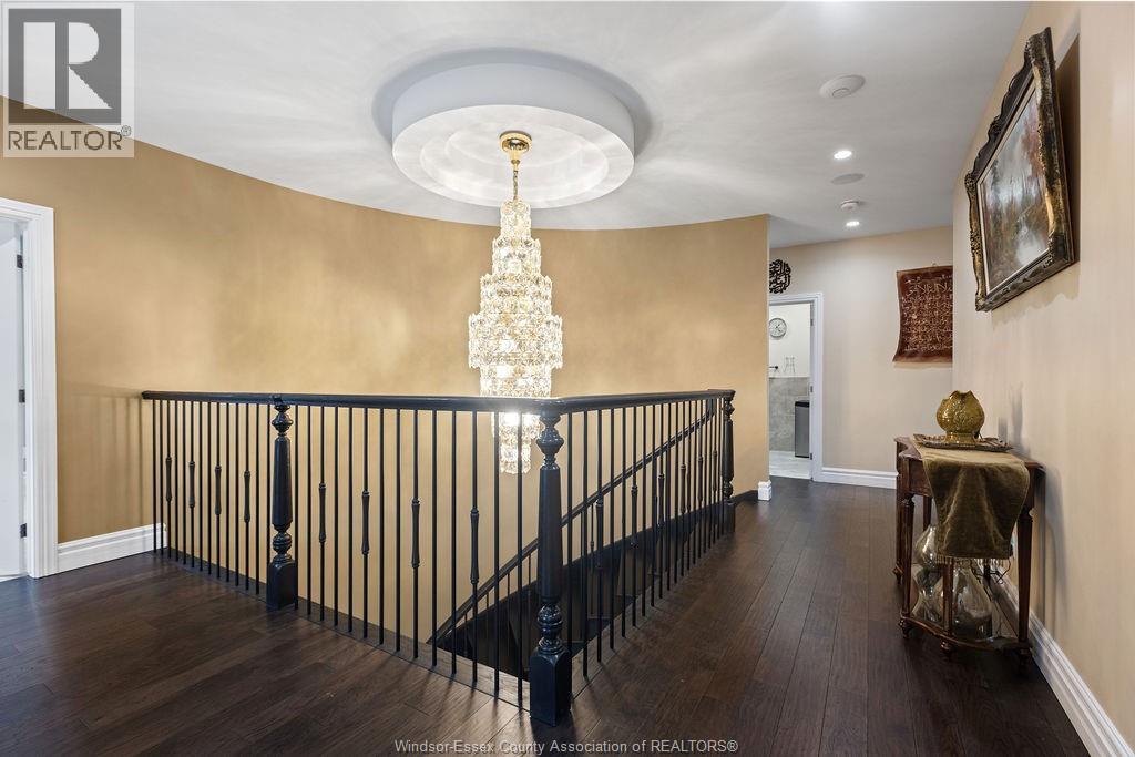 3740 DONATO DRIVE - 22
