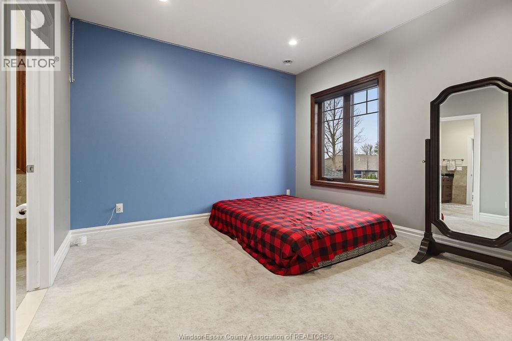 3740 DONATO DRIVE - 29