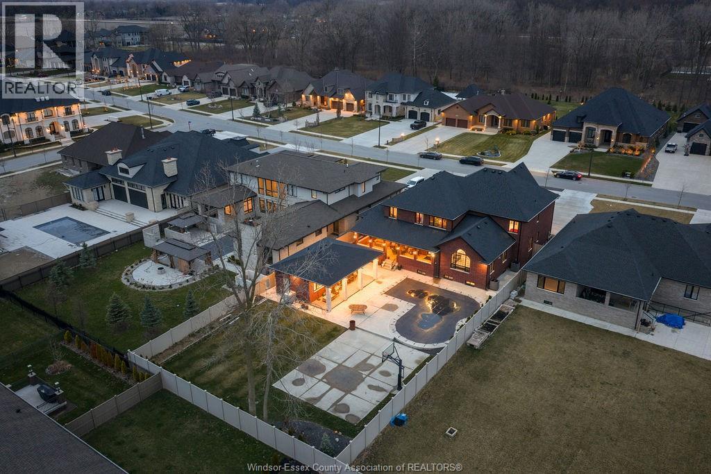 3740 DONATO DRIVE - 41