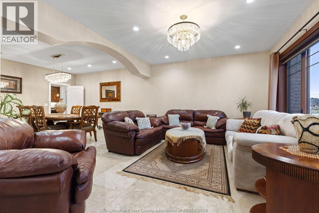 3740 DONATO DRIVE - 6