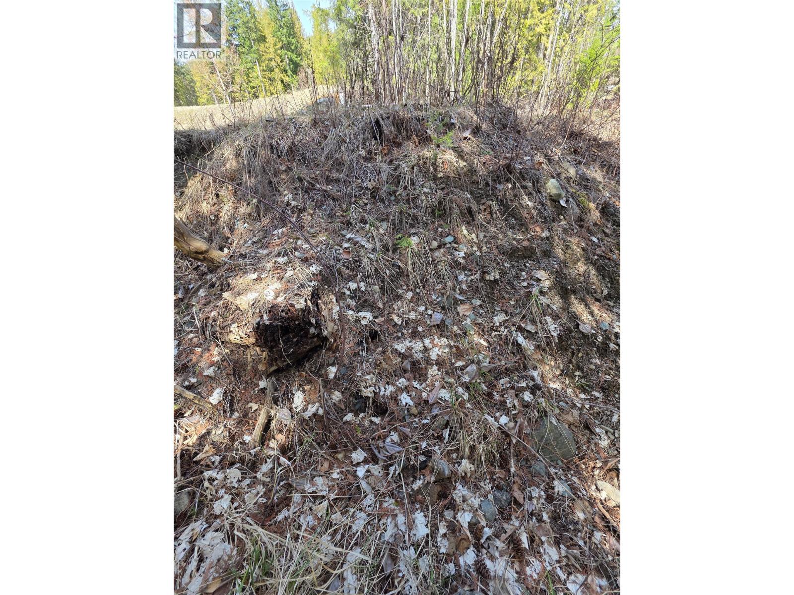 7502 ESTATE DRIVE - 7