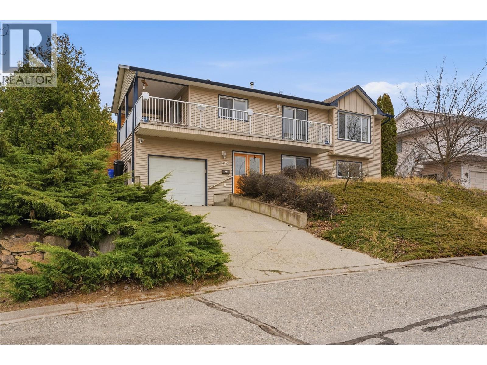 4202 15 Crescent, Vernon