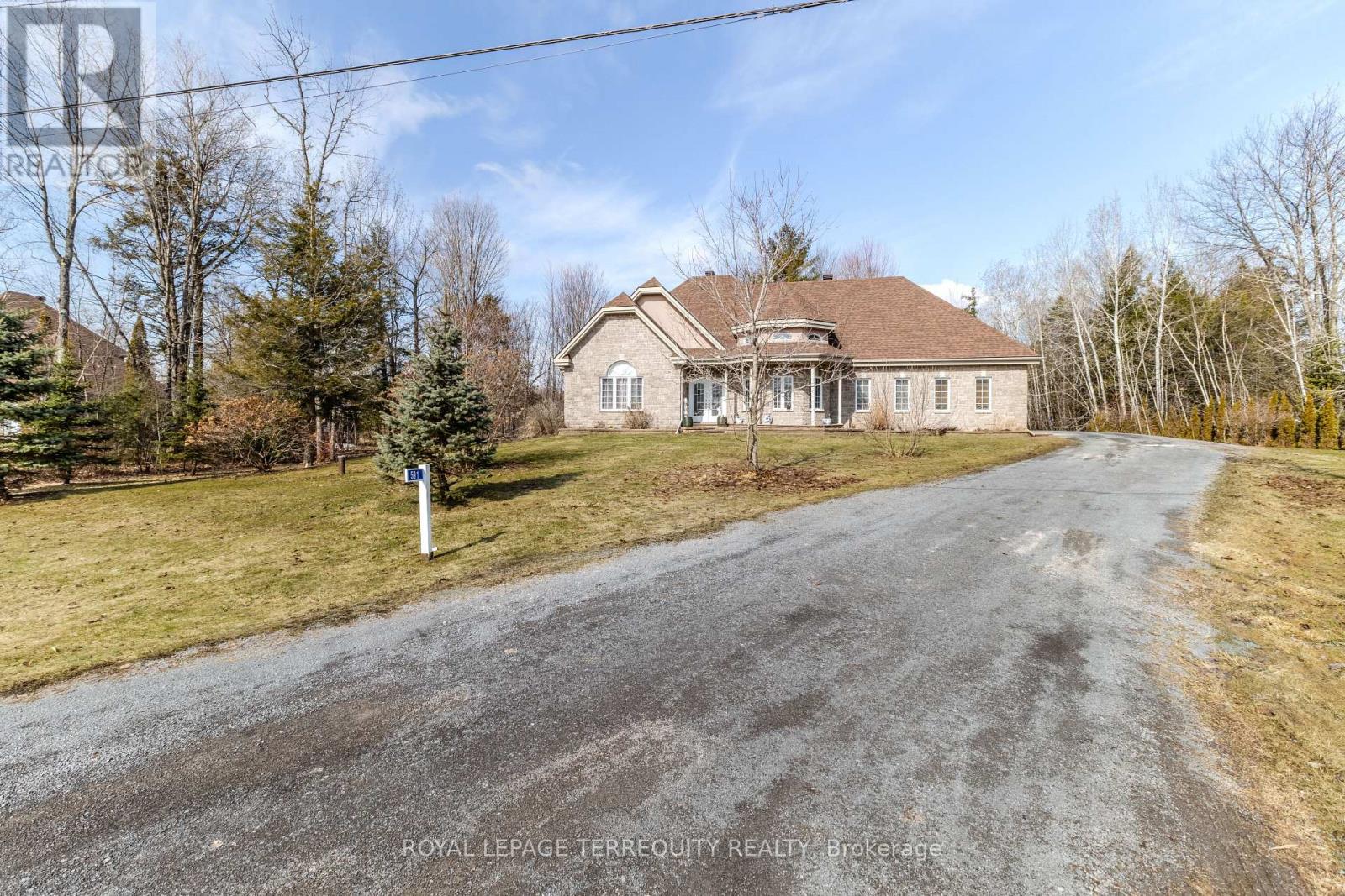 591 DU PARC ROAD - 34