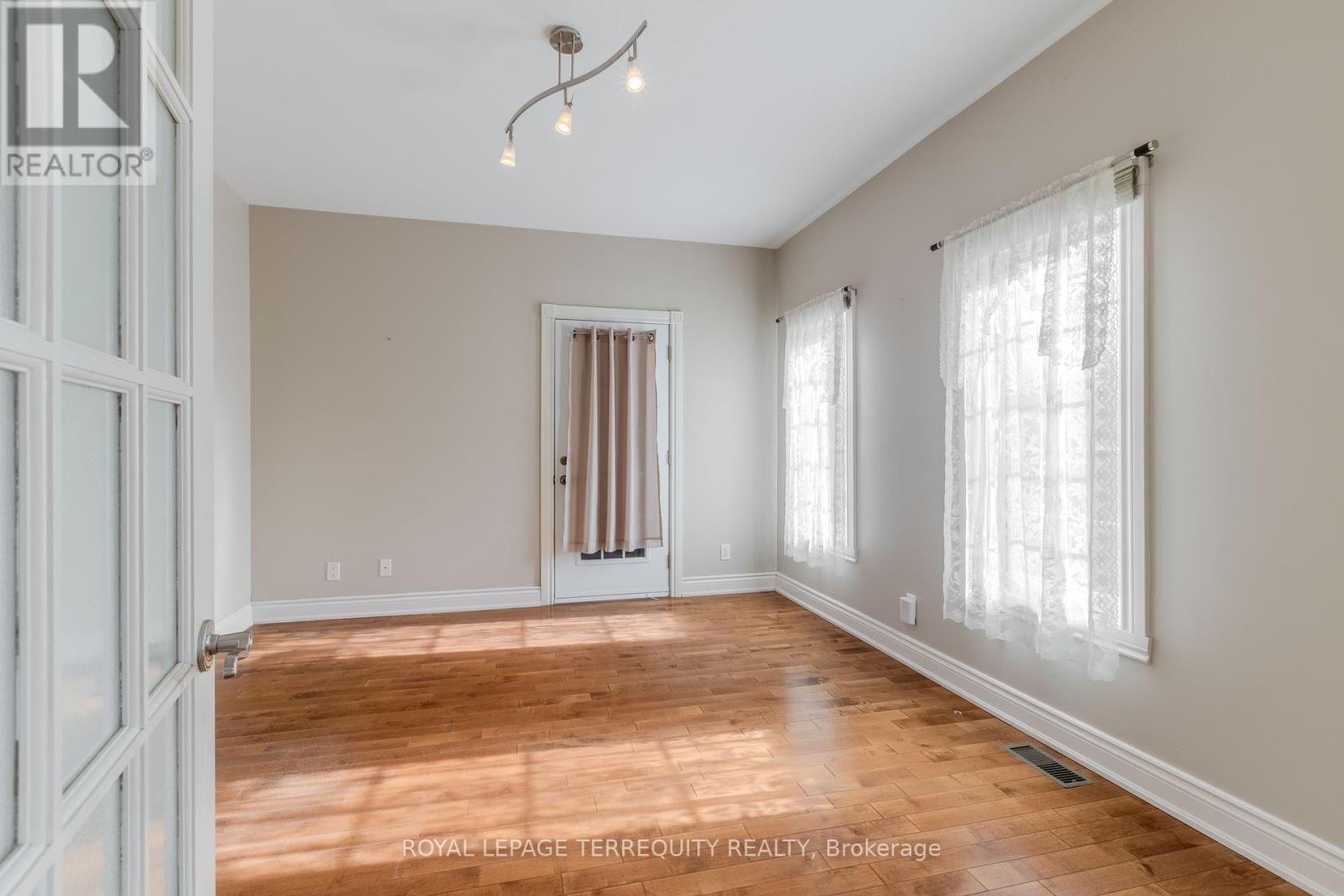 591 DU PARC ROAD - 9