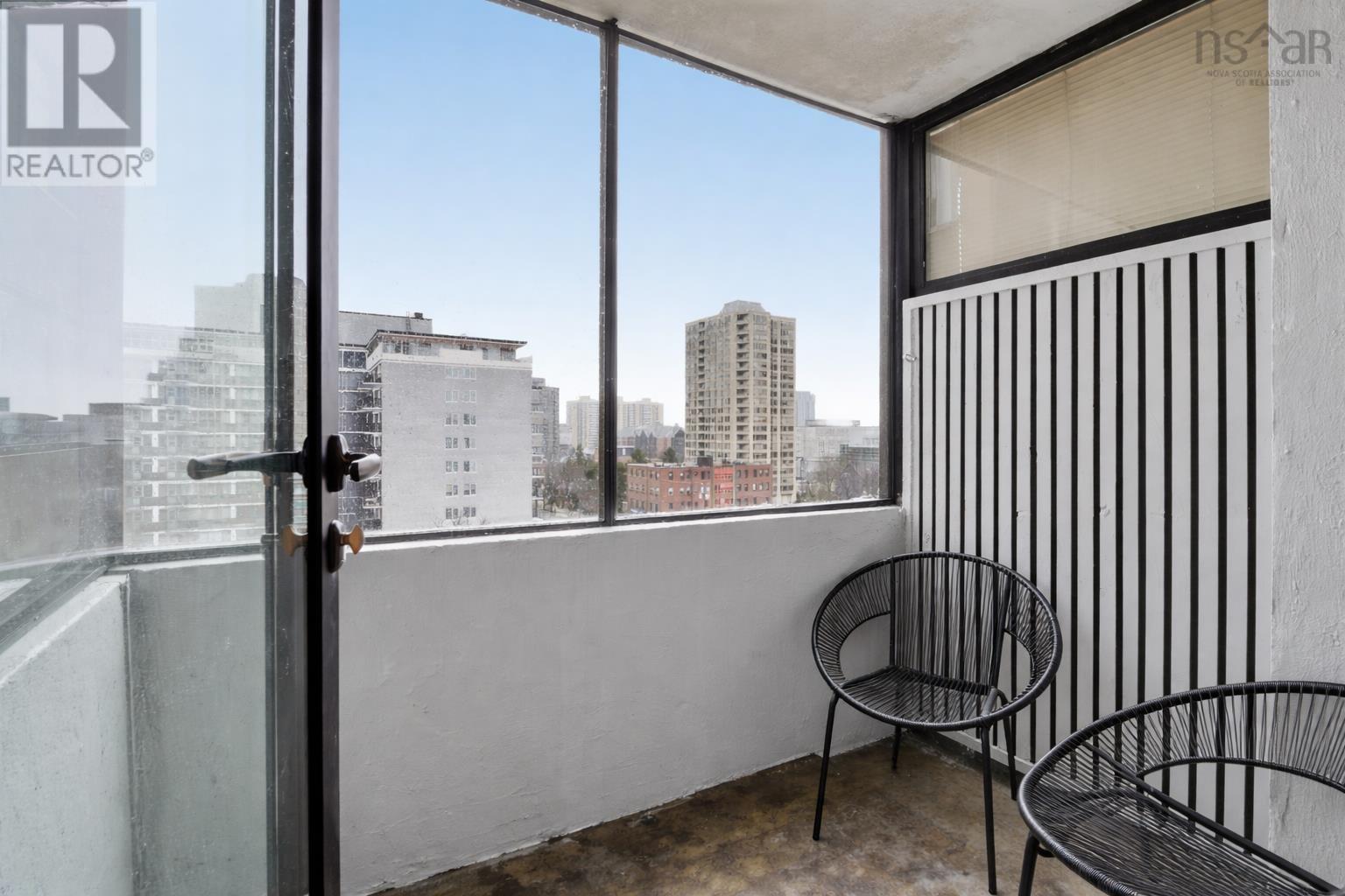 806 5959 SPRING GARDEN ROAD - 15