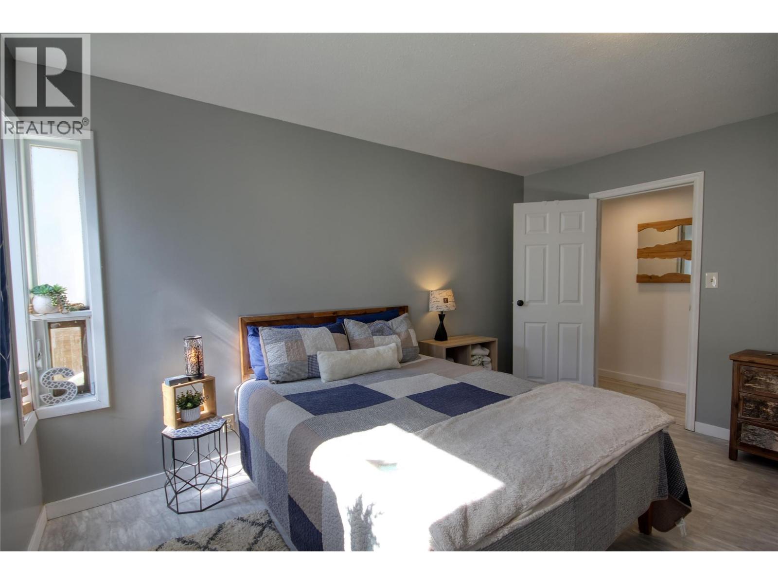 225 16 Avenue S, Cranbrook