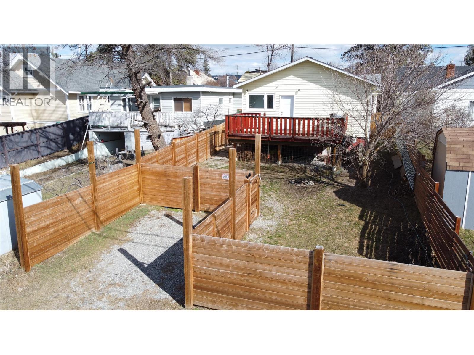 225 16 Avenue S, Cranbrook