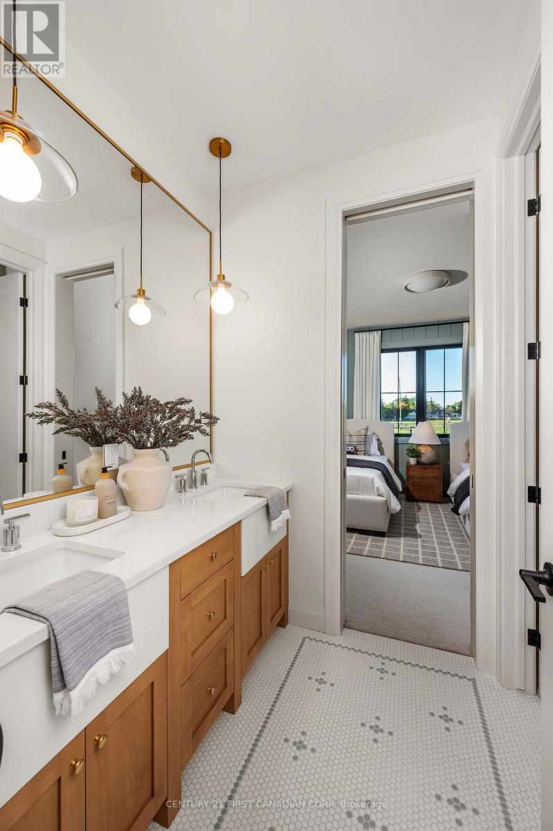 863 WHITE PINE STREET - 12