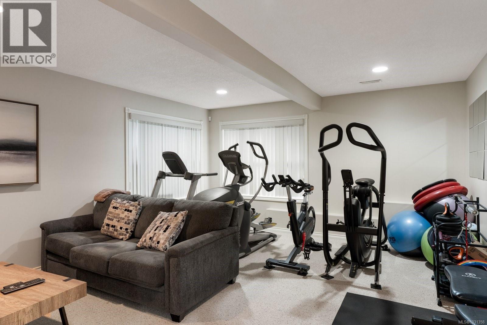 4652 BOULDERWOOD DR - 37