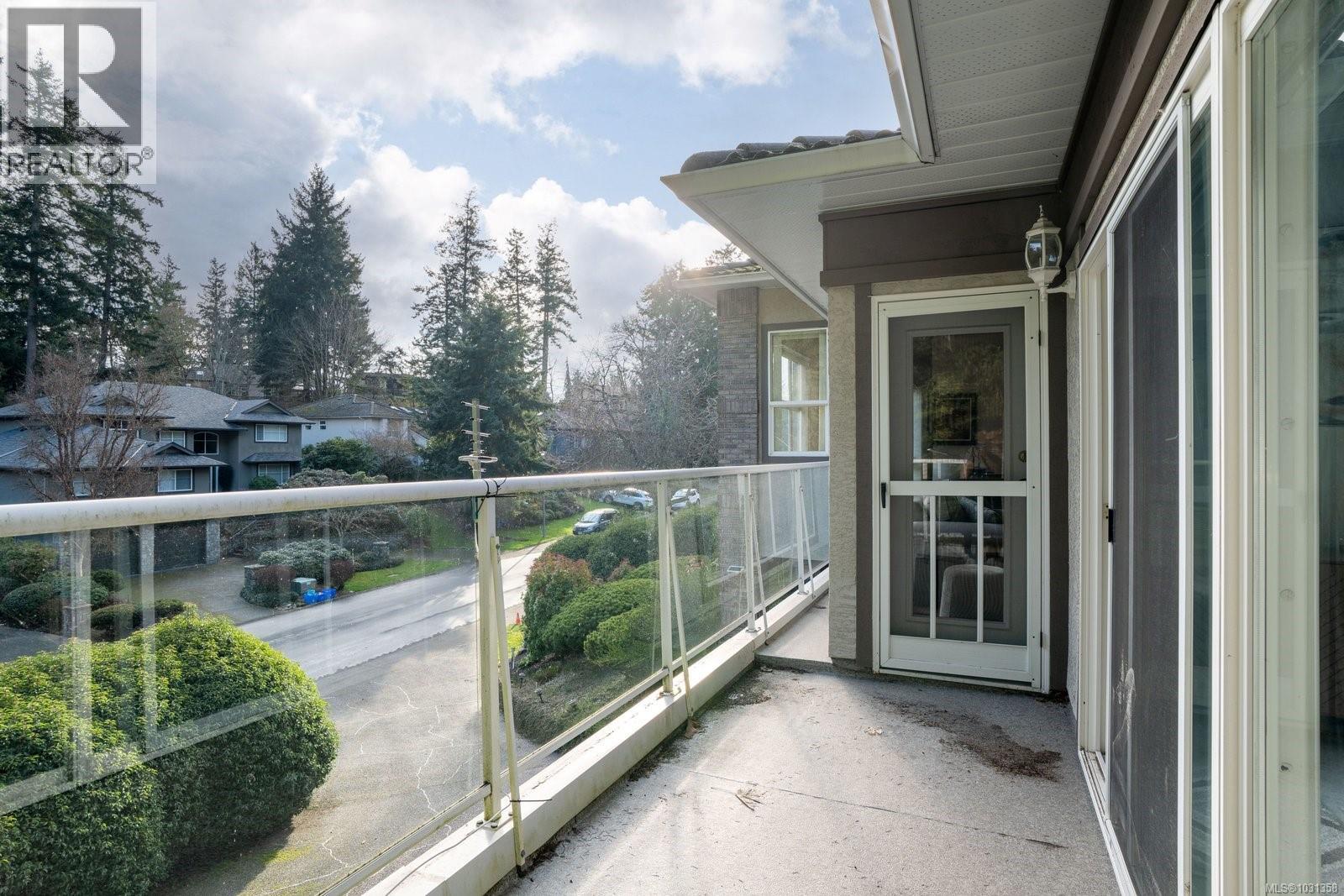 4652 BOULDERWOOD DR - 47