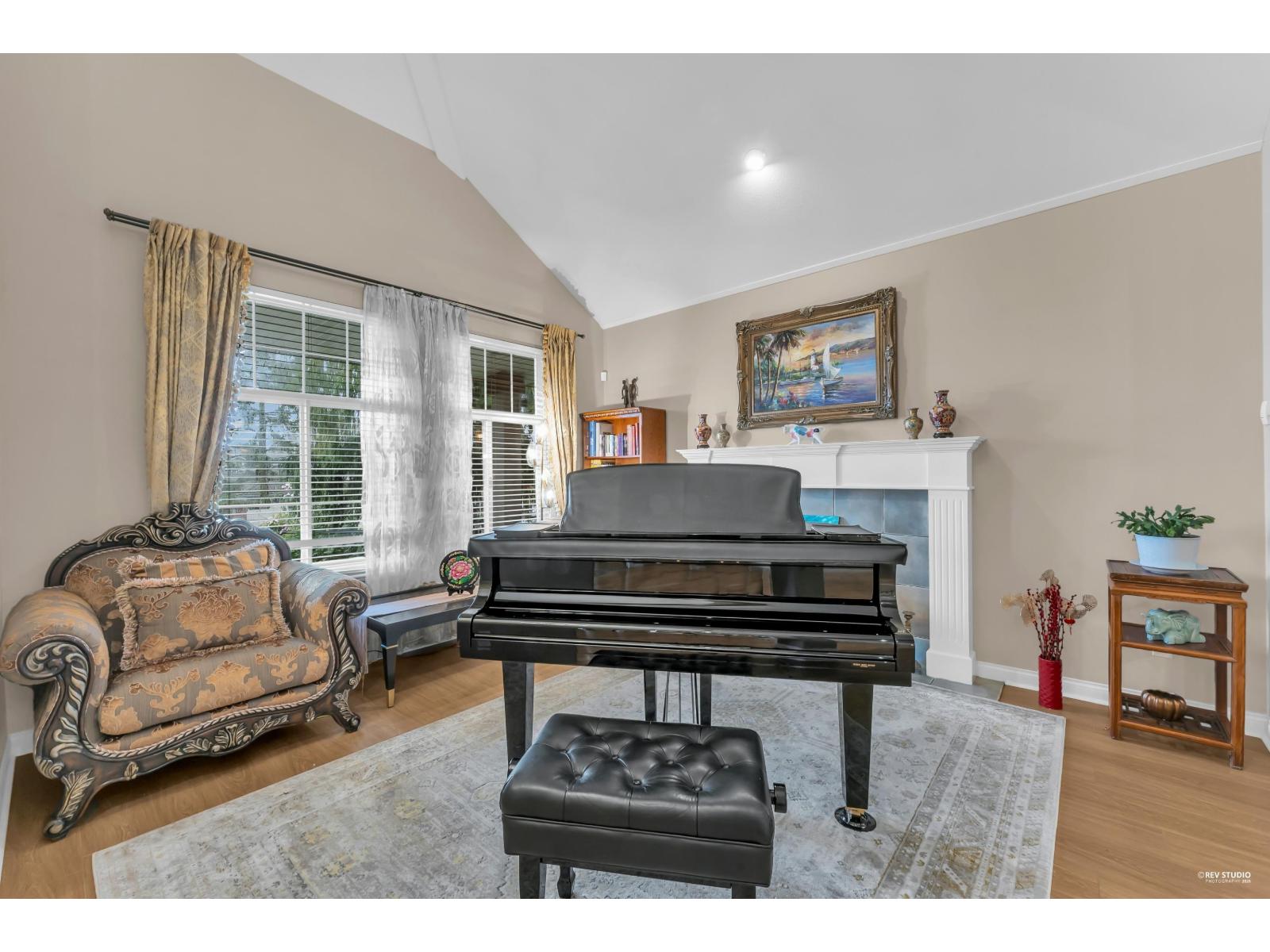 21048 86A AVENUE, Langley