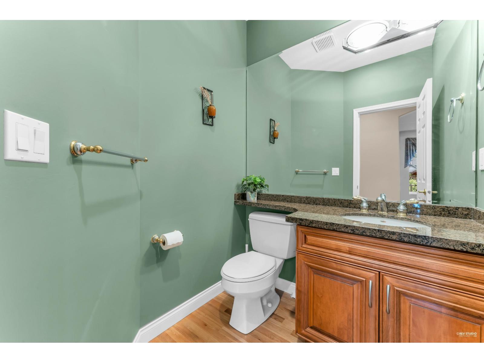 21048 86A AVENUE, Langley