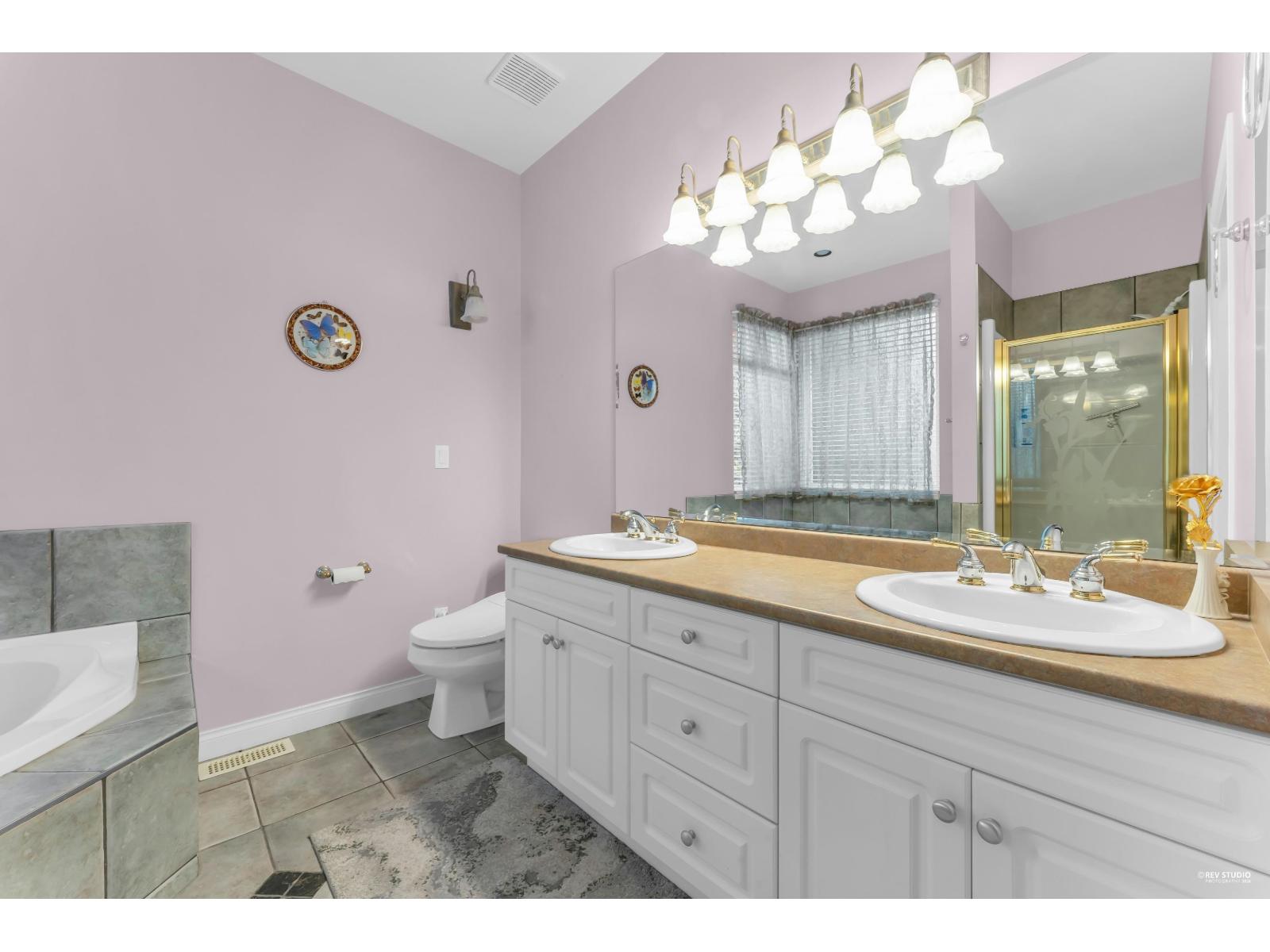 21048 86A AVENUE, Langley