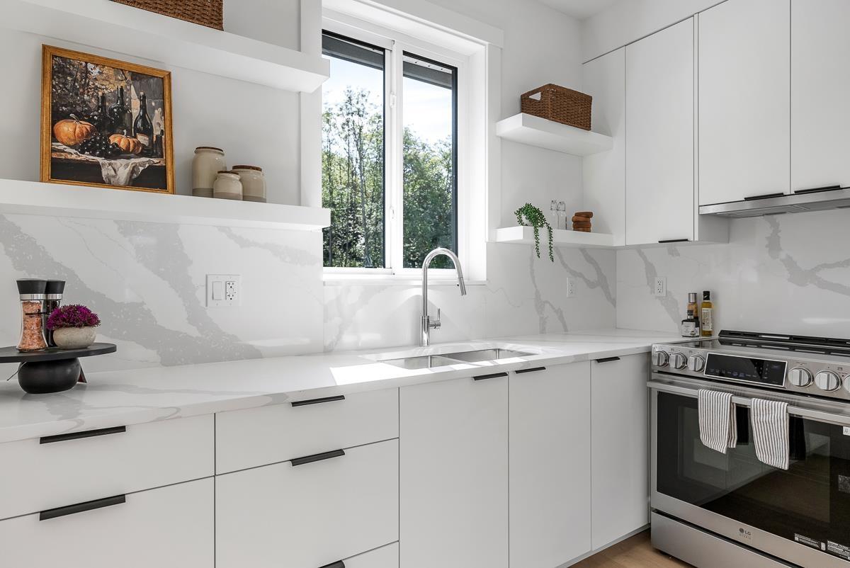 13 5993 143 STREET, Surrey