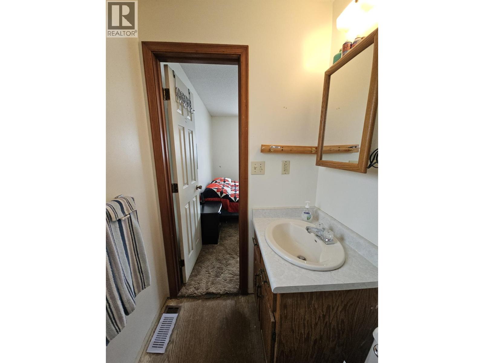 167 SUKUNKA AVENUE - 24