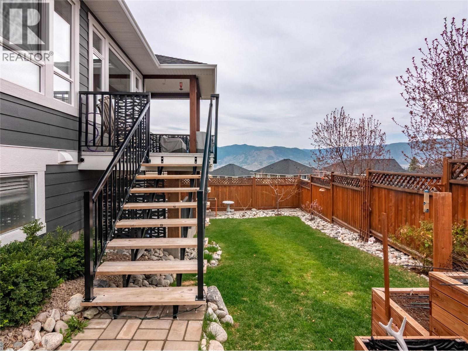 136 SENDERO Crescent, Penticton