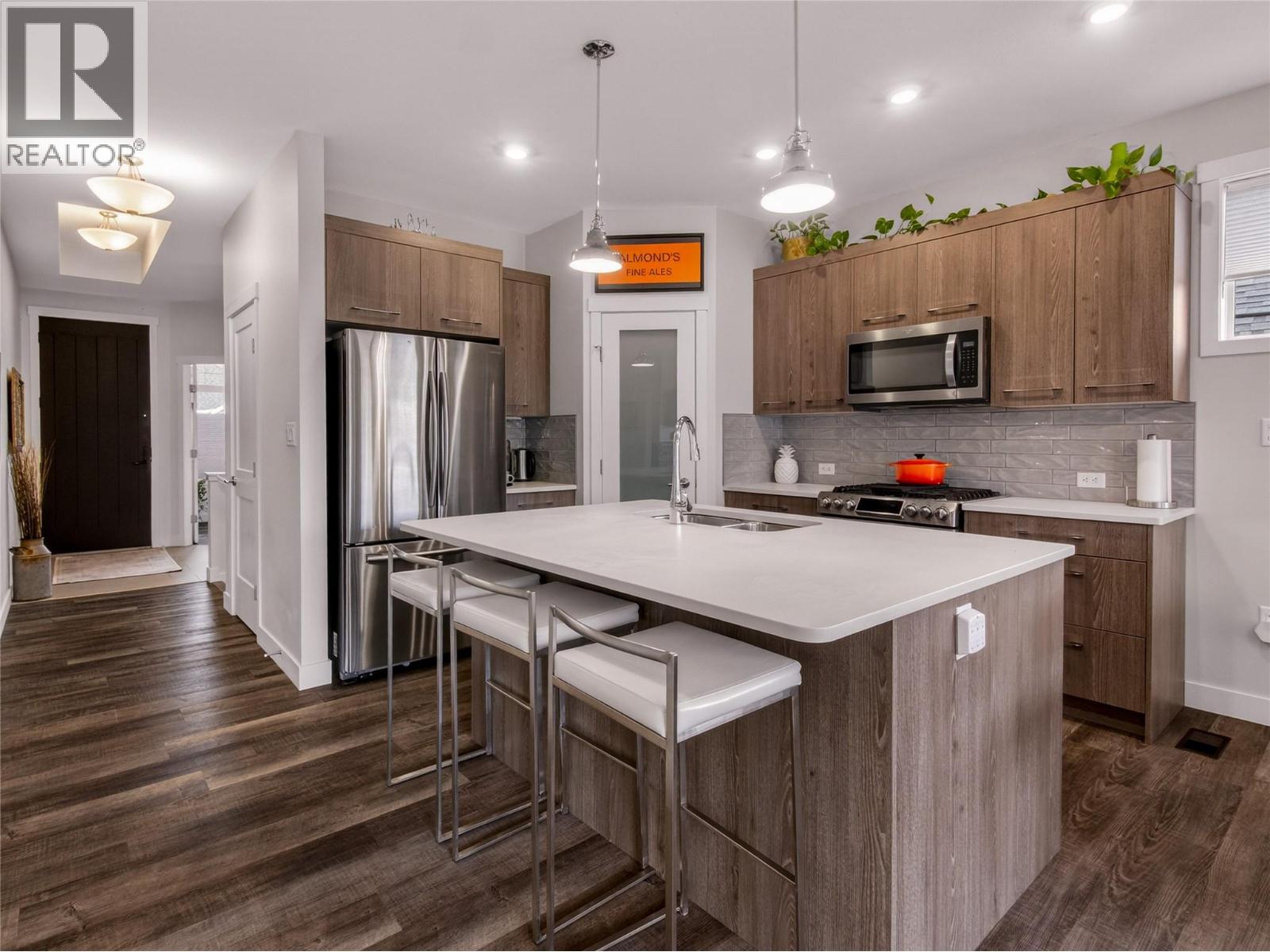 136 SENDERO Crescent, Penticton