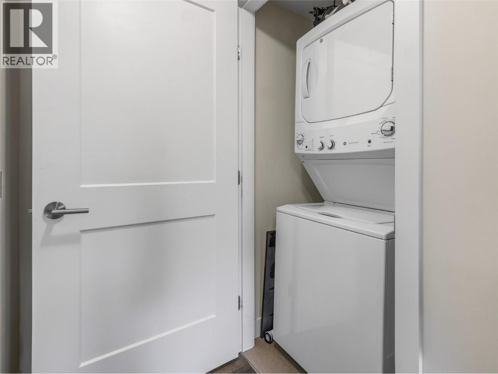 136 SENDERO Crescent, Penticton