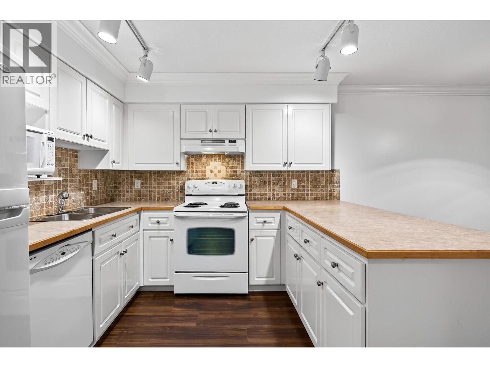 107 1215 PACIFIC STREET, Coquitlam