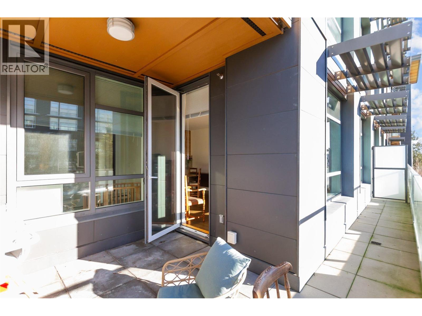 101 9150 UNIVERSITY HIGH STREET, Burnaby