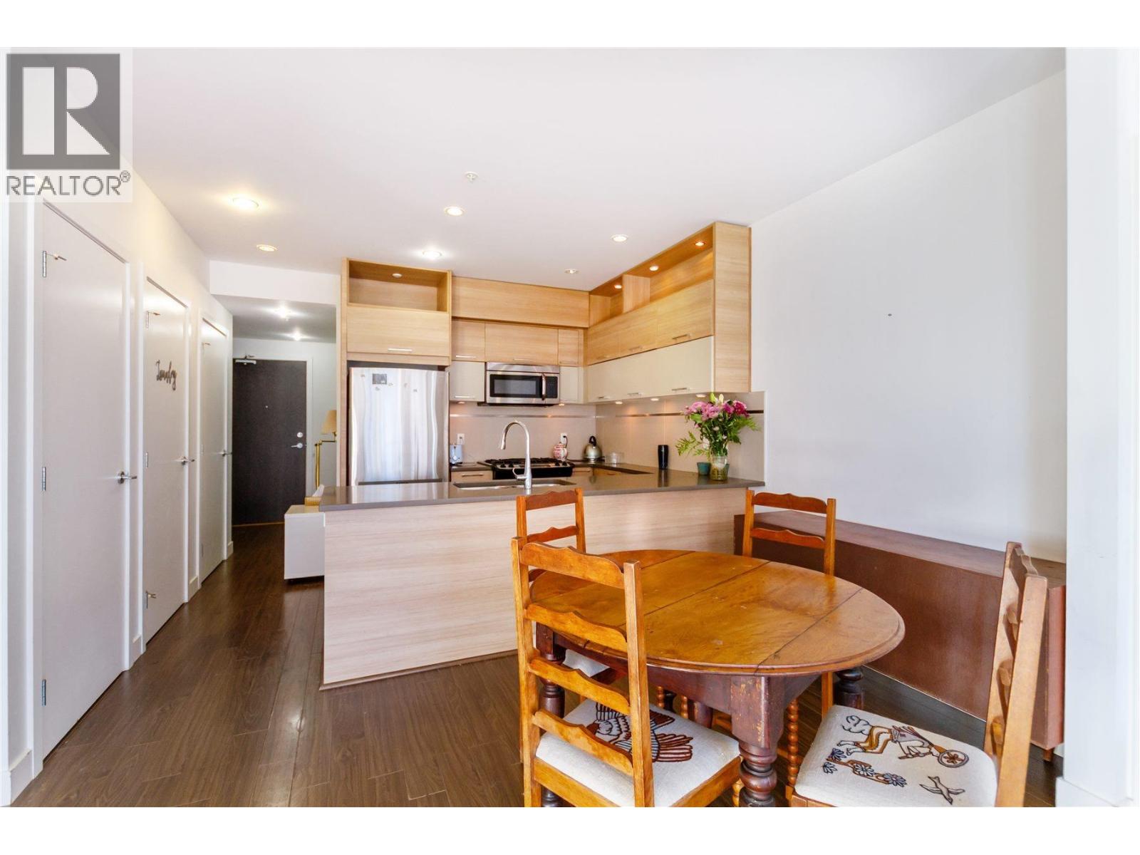 101 9150 UNIVERSITY HIGH STREET, Burnaby