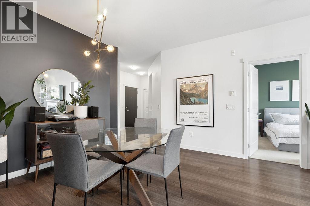 207 217 W 8TH STREET — photo 15