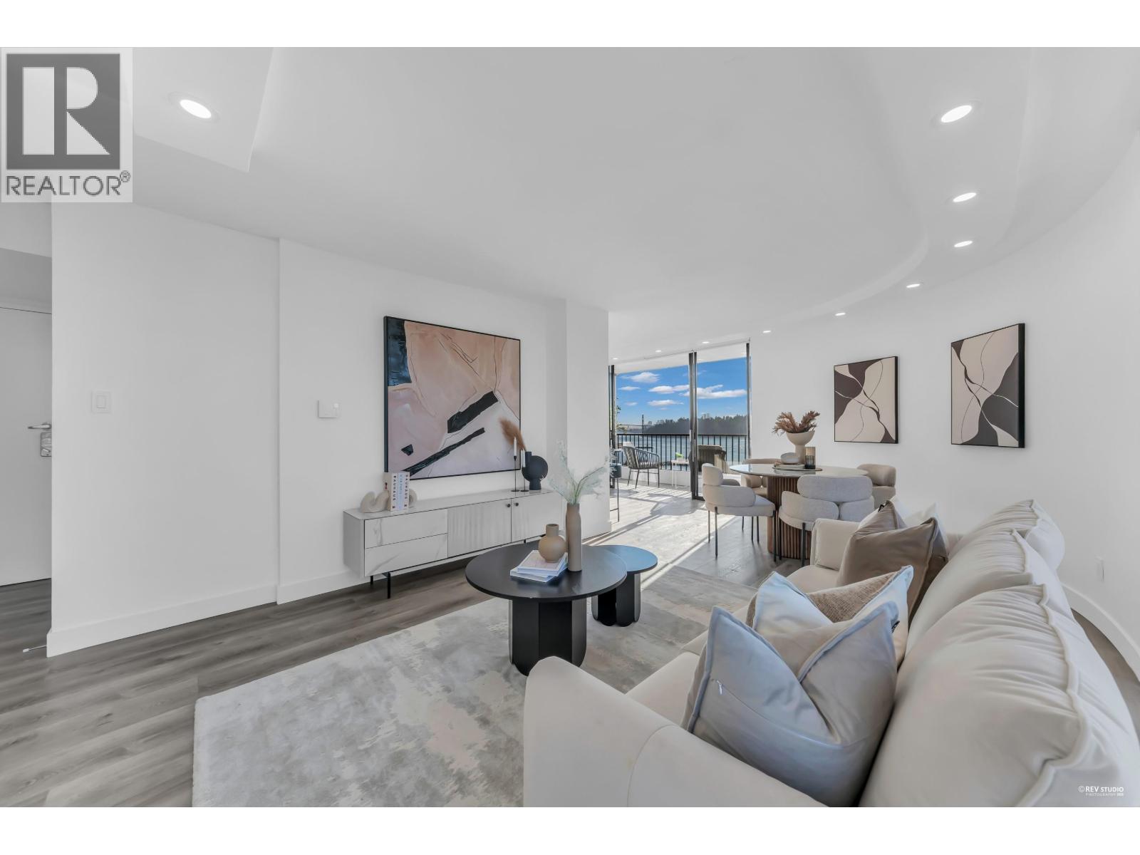 1202 650 16TH STREET, West Vancouver