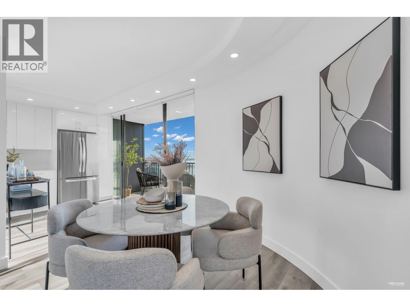 1202 650 16TH STREET, West Vancouver