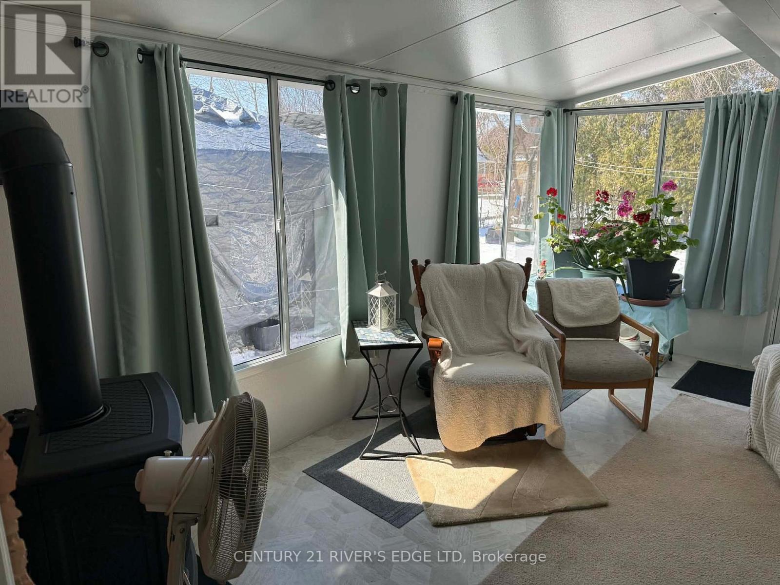 68 ALDERSHOT AVENUE - 12