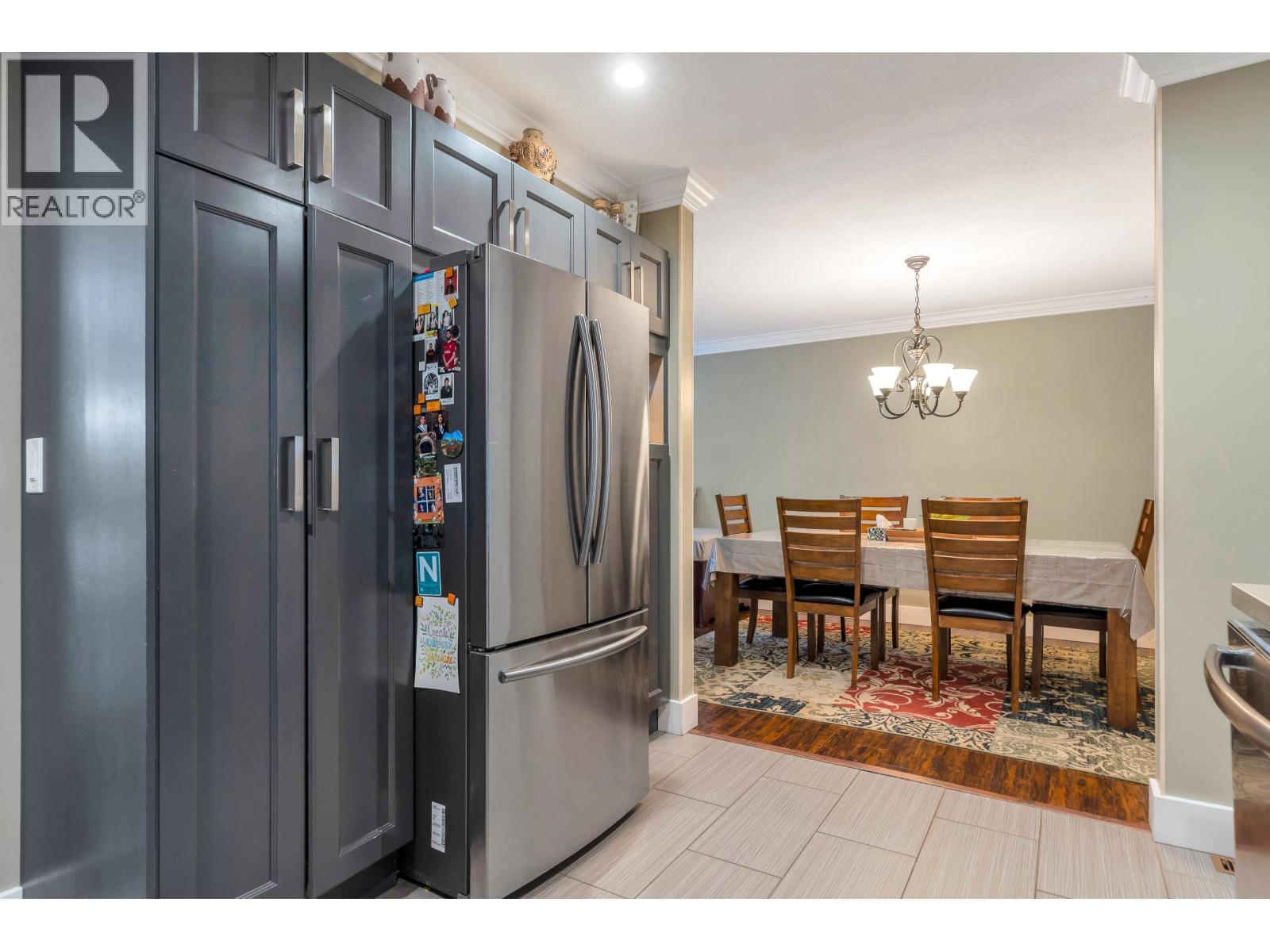 38276 MYRTLEWOOD CRESCENT, Squamish