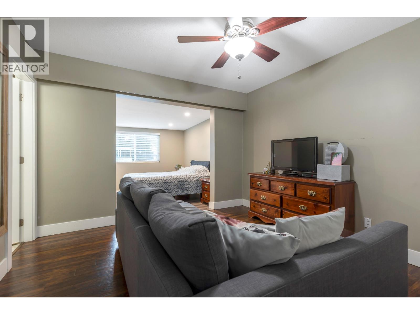 38276 MYRTLEWOOD CRESCENT, Squamish