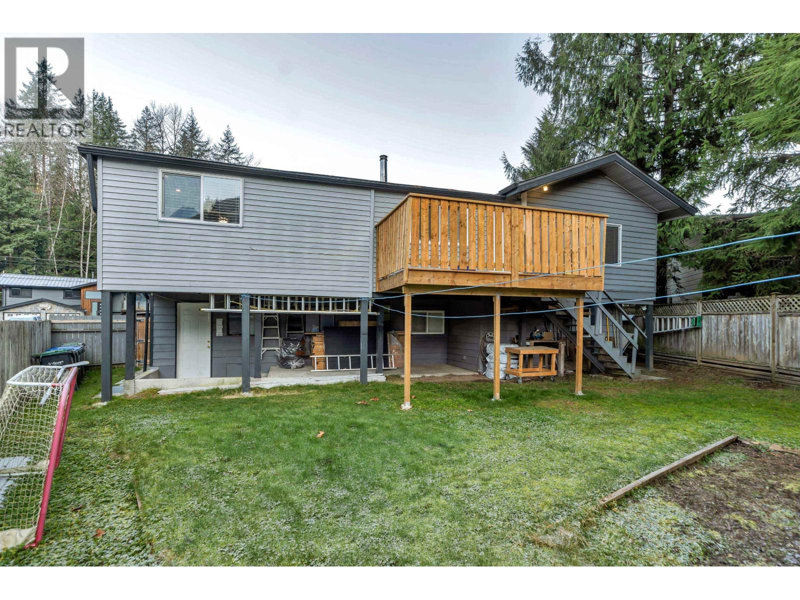 38276 MYRTLEWOOD CRESCENT, Squamish