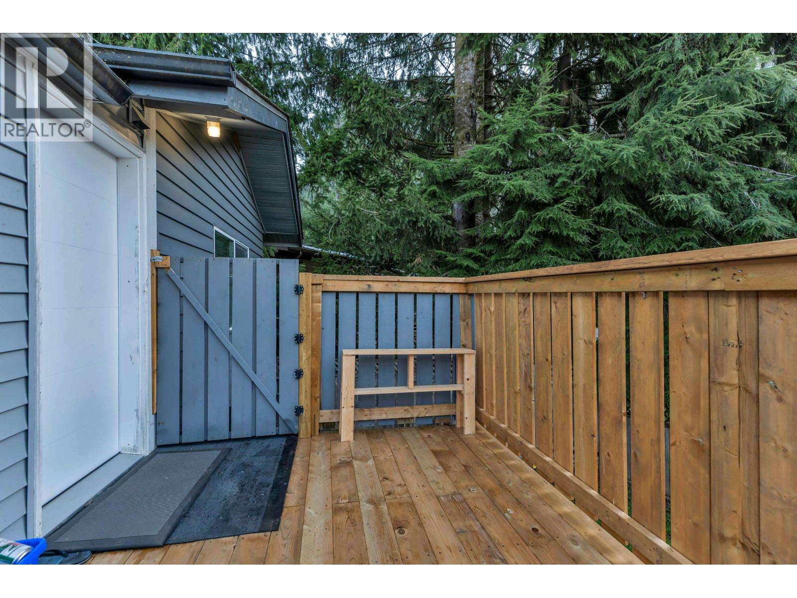 38276 MYRTLEWOOD CRESCENT, Squamish