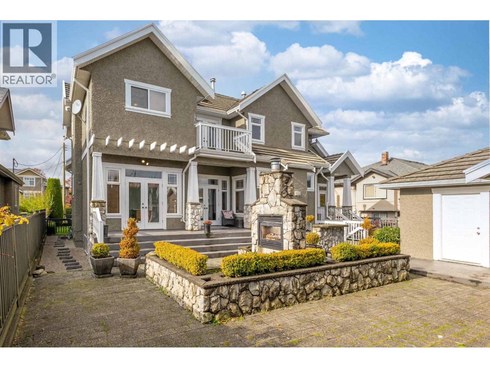 186 MACDONALD AVENUE, Burnaby