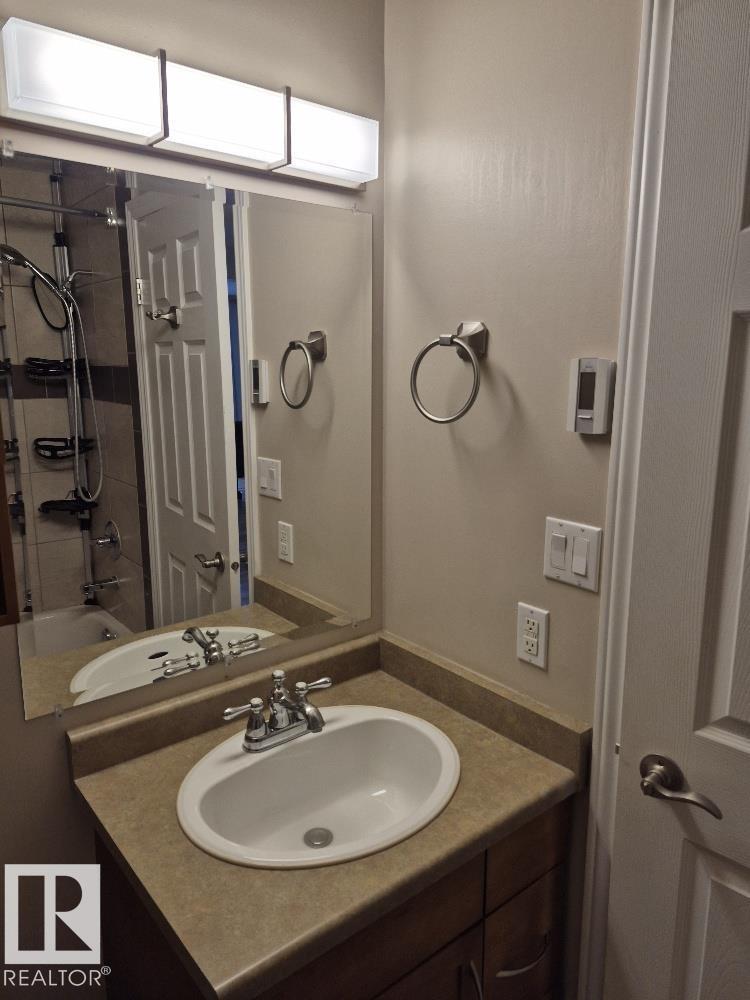 #402 9323 105 Ave NW, Edmonton