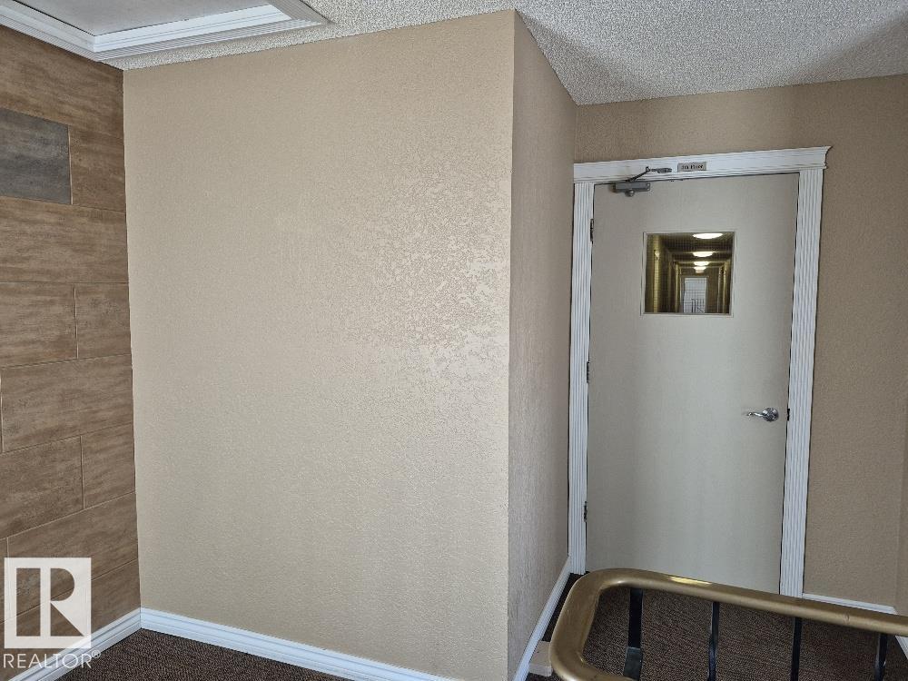 #402 9323 105 Ave NW, Edmonton