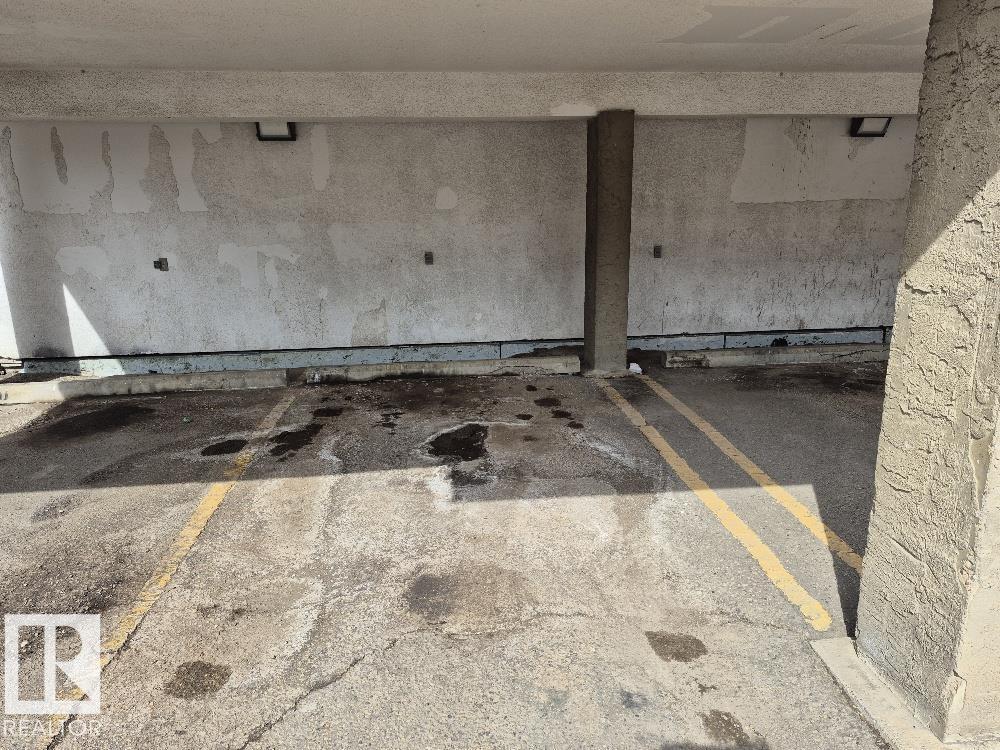 #402 9323 105 Ave NW, Edmonton