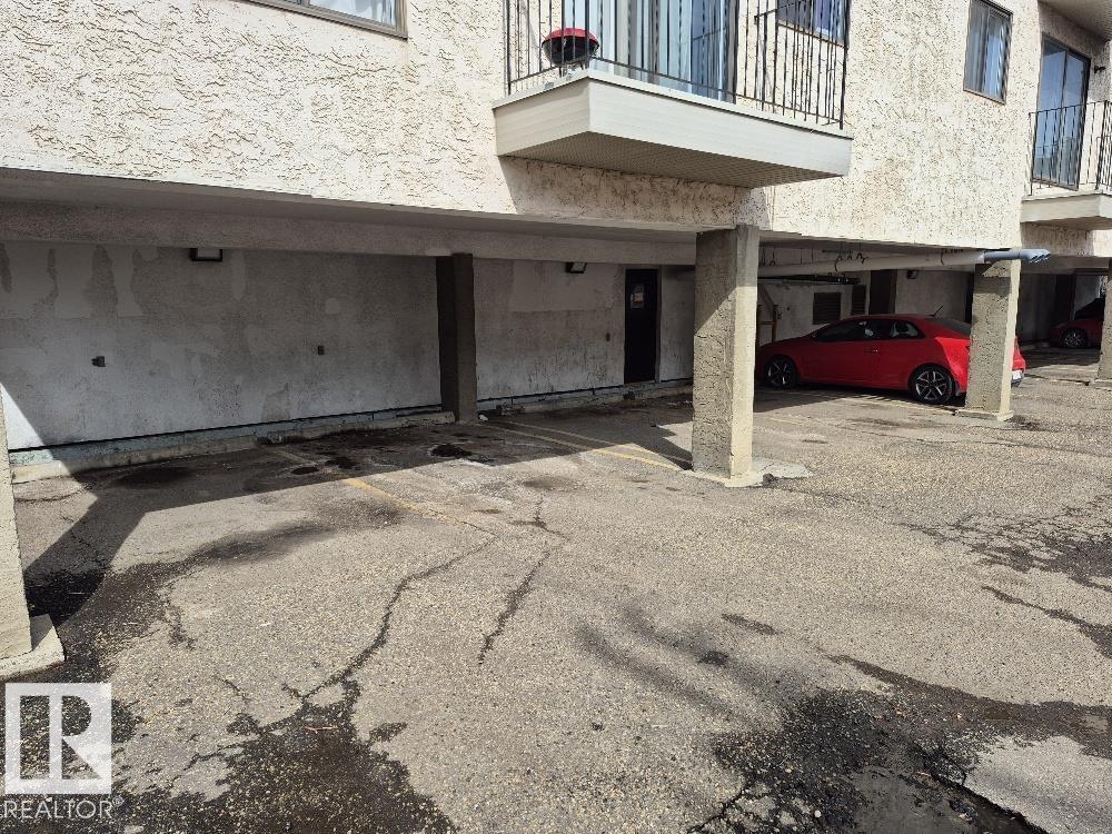 #402 9323 105 Ave NW, Edmonton