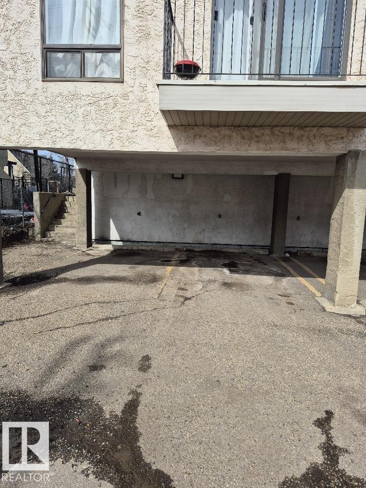 #402 9323 105 Ave NW, Edmonton