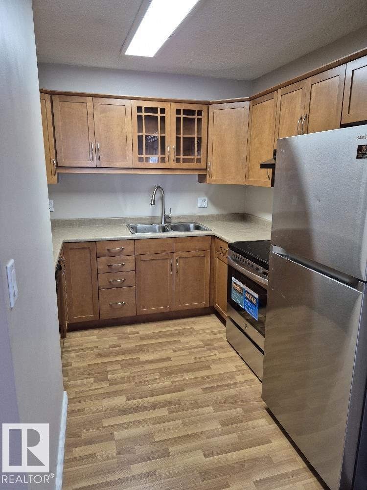 #402 9323 105 Ave NW, Edmonton