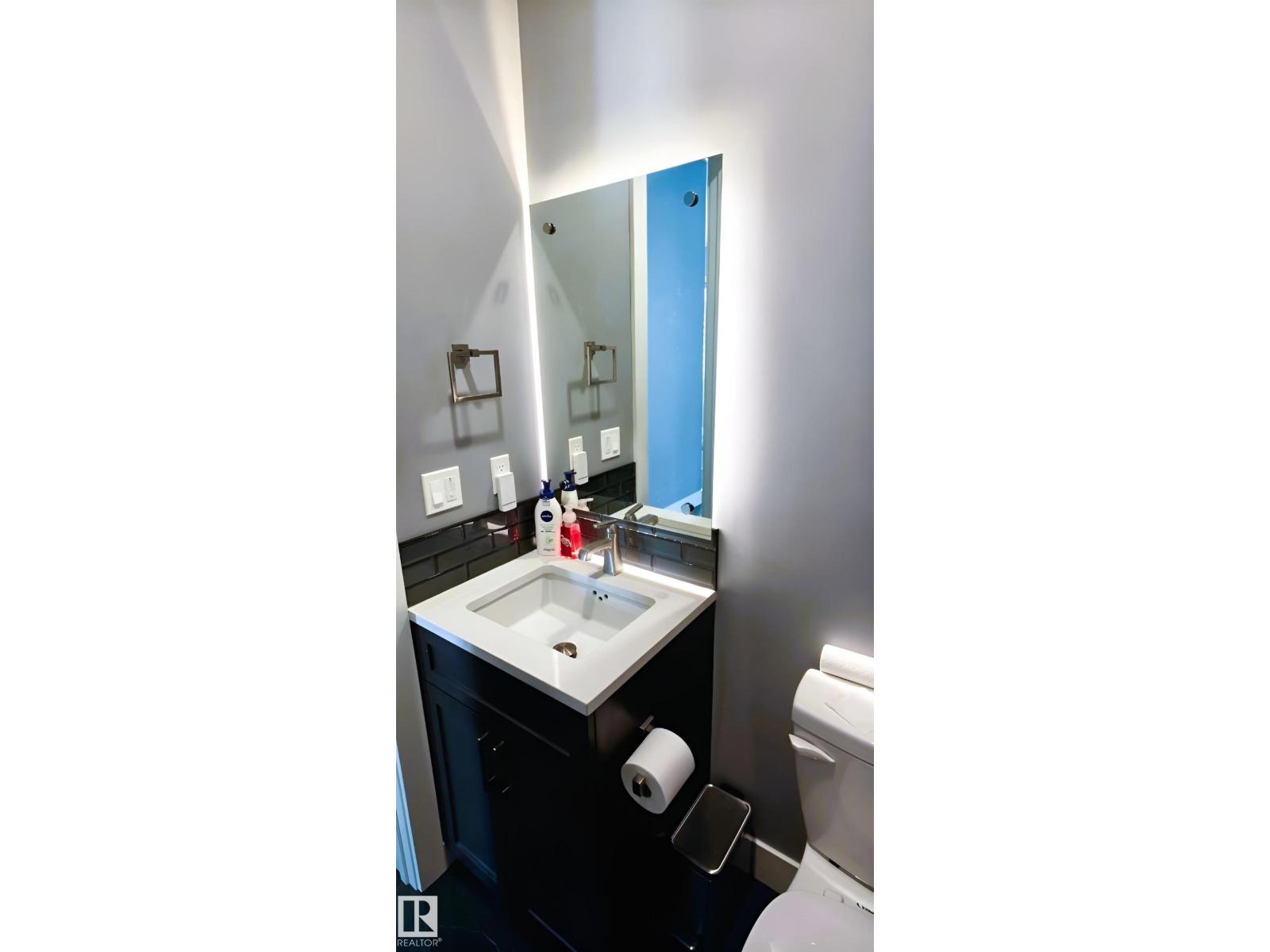 1781 MELROSE CR SW - 12