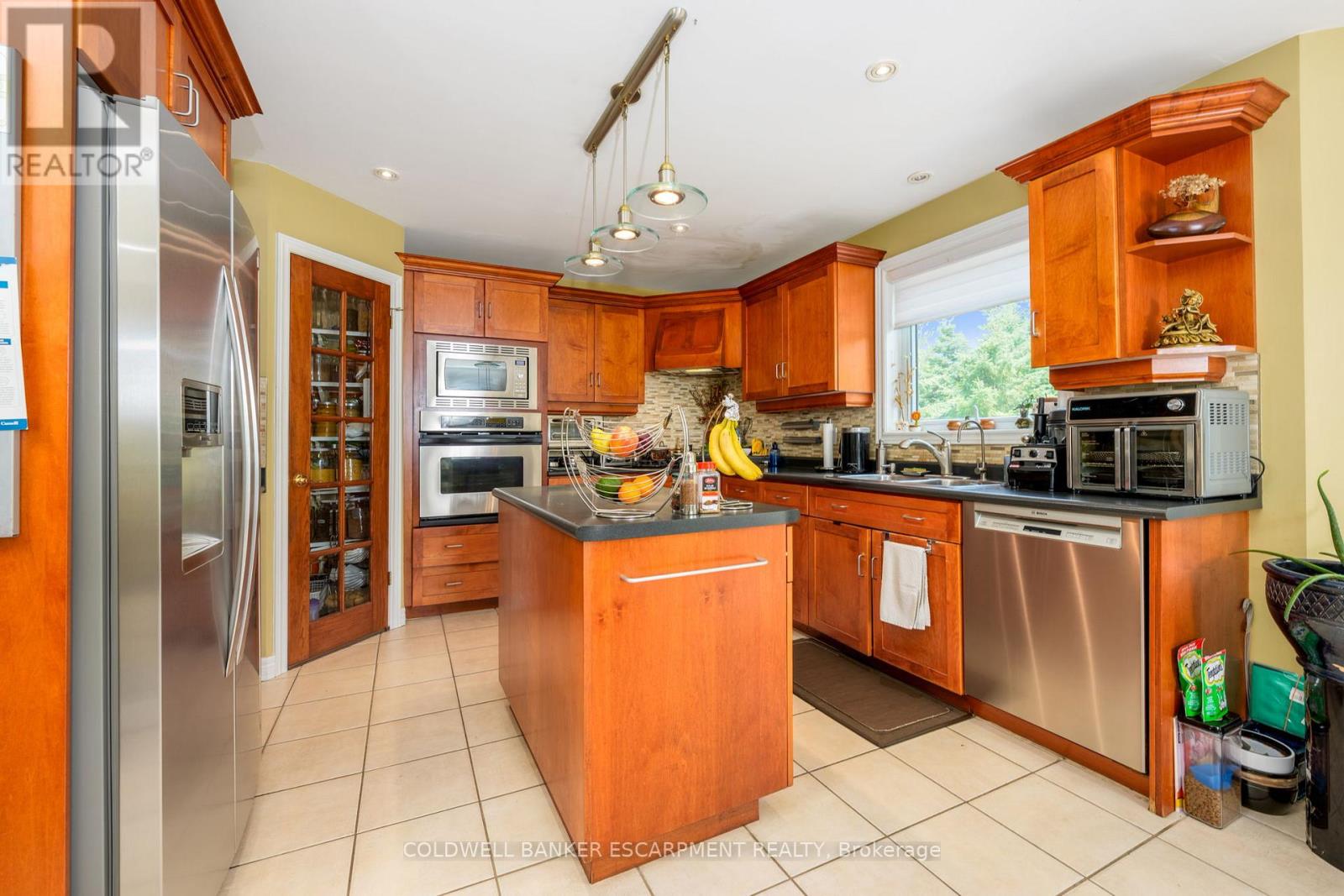 3 MORGAN DRIVE - 18