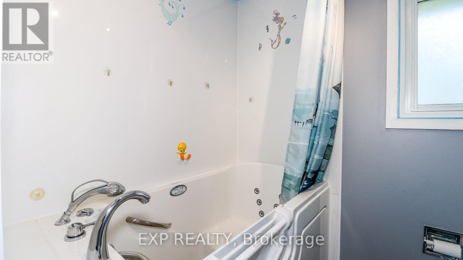 218 JEPHSON STREET - 21
