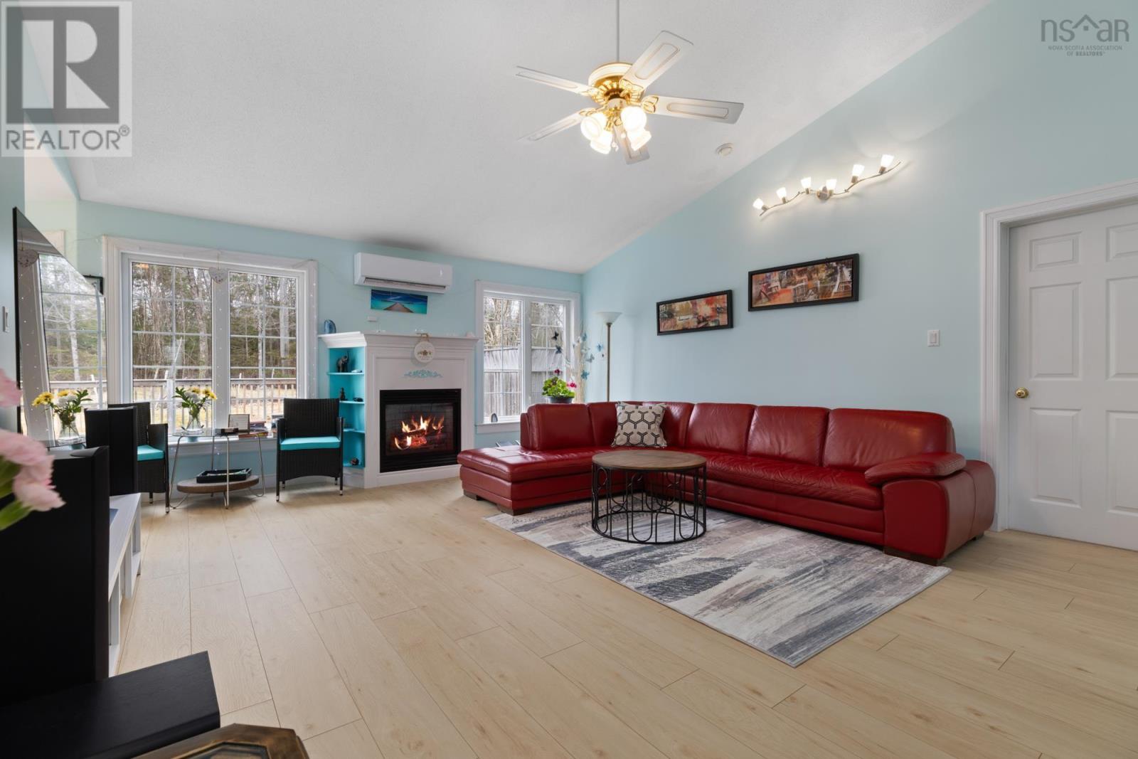 Property 19 of 43 of 205 Glen Arbour Way