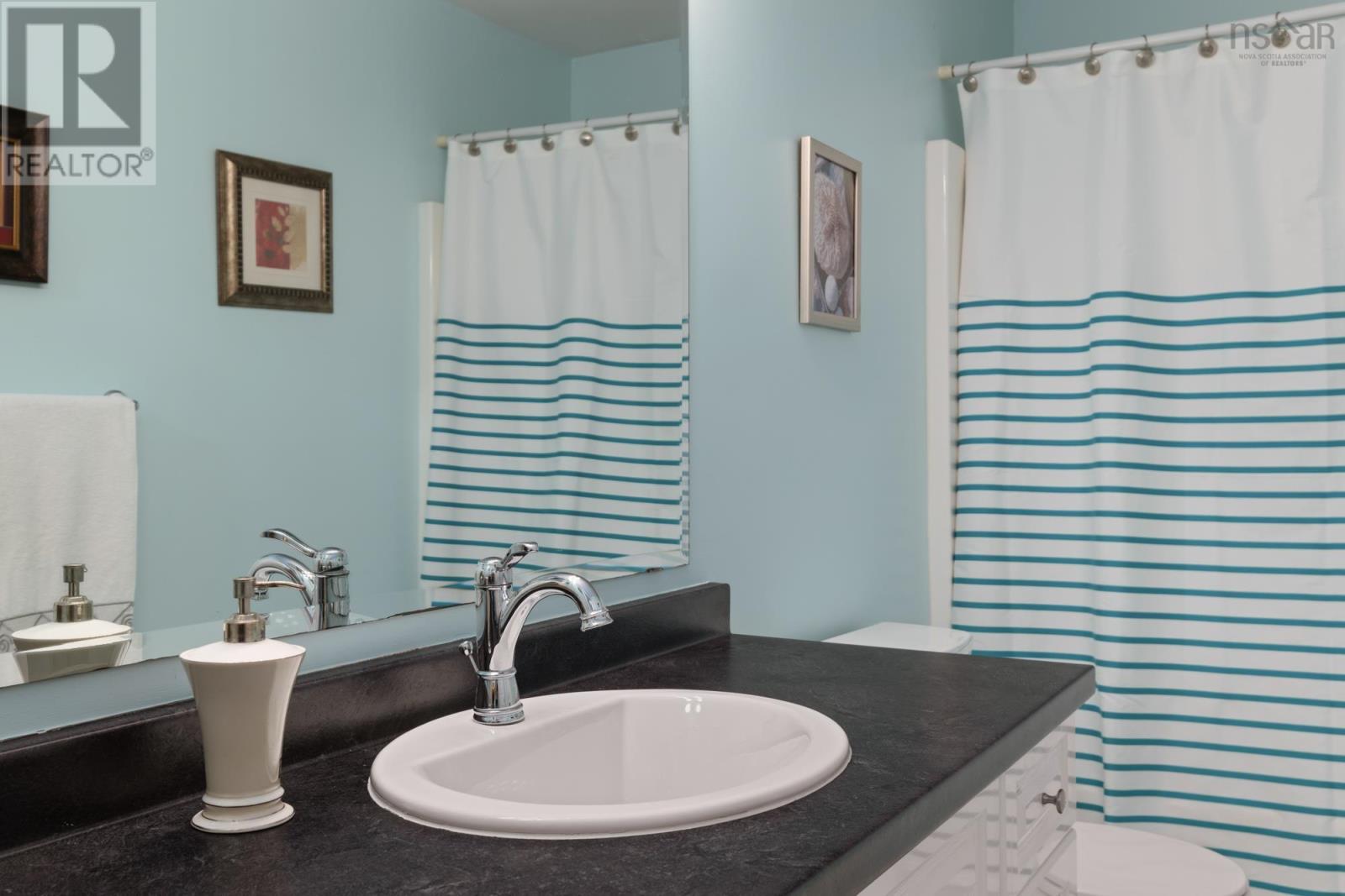 Property 38 of 43 of 205 Glen Arbour Way