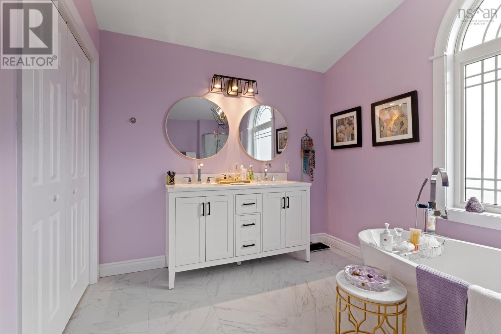 Property 29 of 43 of 205 Glen Arbour Way